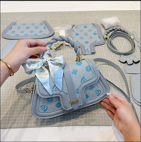 DIY Saddle Bag